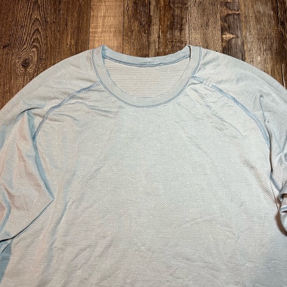 Lululemon Metal Vent Tech Long Sleeve Shirt 2.0 Peroxide /Breeze Blue Size Large - Picture 4 of 7